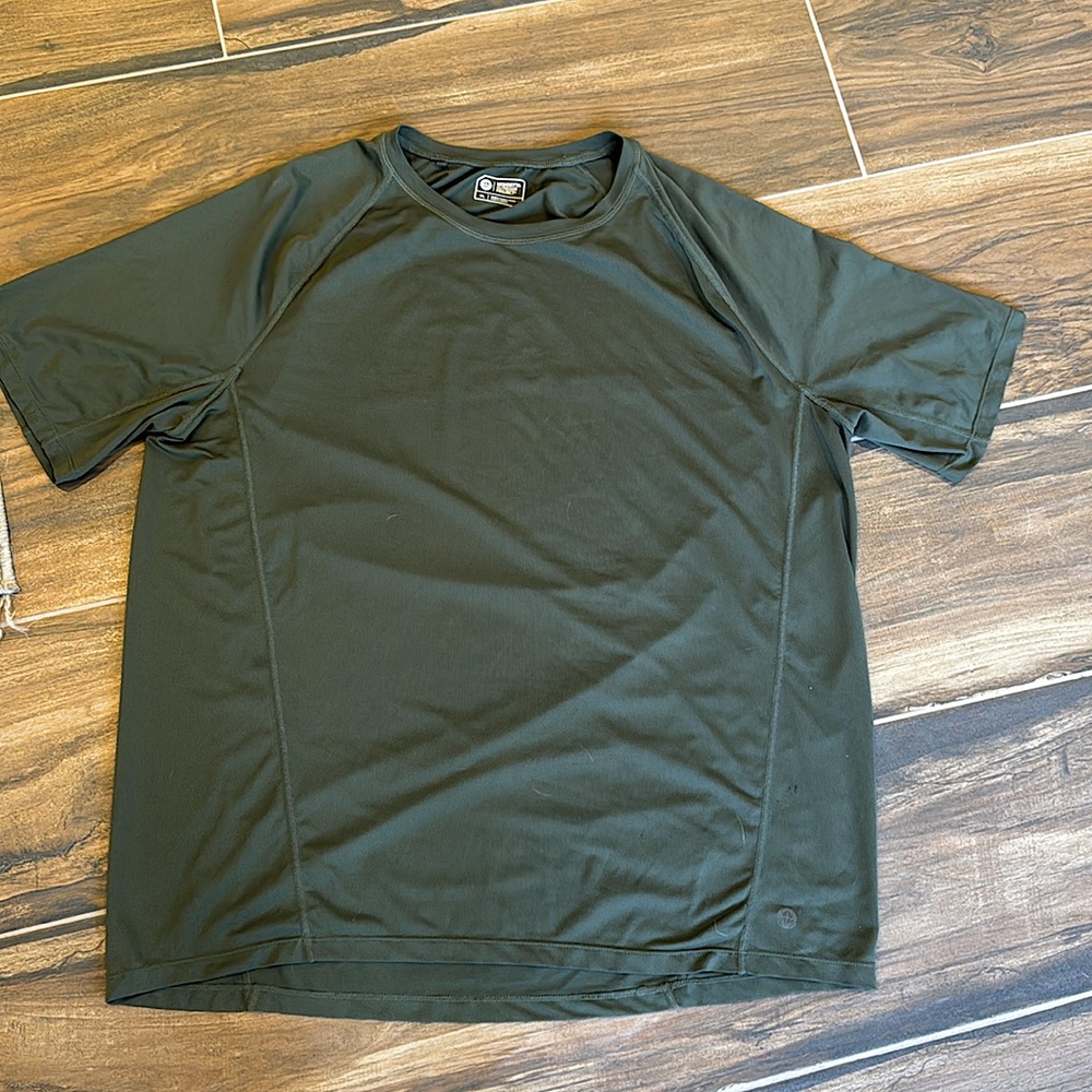 Mondetta Outdoor Project
Size: Men’s XL
Olive Green